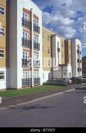 Deptford riverside blocchi di appartamenti di nuova costruzione su ex rifiuti o terreno industriale con panorami sul Tamigi ( non in vista ) Foto Stock