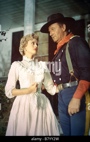 I soldati a cavallo Anno: 1959 USA John Wayne, Costanza Torri Direttore: John Ford Foto Stock