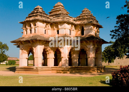 Lotus Mahal di Hampi India Foto Stock