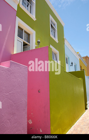 Colorate case dipinte lungo wale street bo-kaap Città del Capo SUD AFRICA Foto Stock