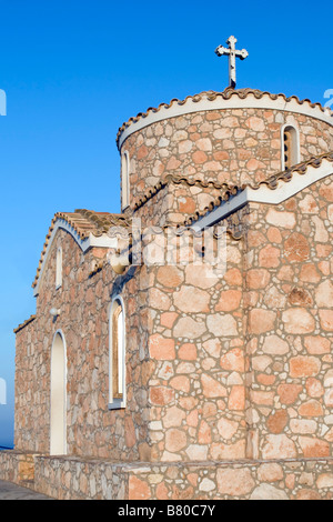 Saint Elias (Profitis Ilias) antica chiesa sulla roccia in Pissouri, Protaras, Cipro del Sud Foto Stock