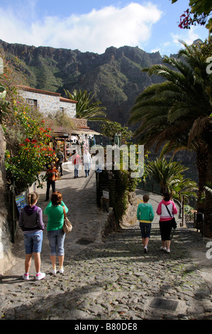 Il piccolo villaggio di montagna di Masca in Teno massiccio Tenerife Isole Canarie Foto Stock