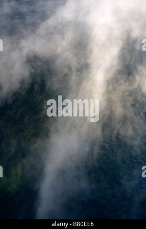 In inverno la nebbia oltre il Lago Squam durante i mesi invernali si trova in Ashland New Hampshire USA Foto Stock