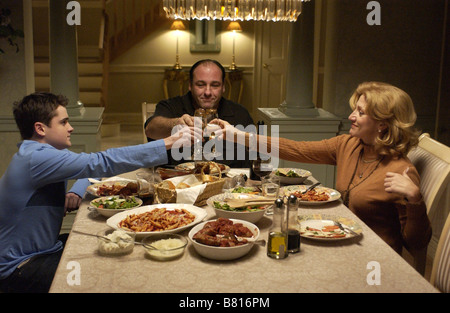 I Soprani TV-serie 1999-2007 USA 2004 stagione 5 Creato da David Chase Robert Iler, Edie Falco, James Gandolfini Foto Stock