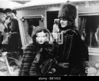 L'imperatrice rouge il scarlett imperatrice Anno: 1934 USA di Marlène Dietrich, John Lodge Direttore: Josef von Sternberg Foto Stock