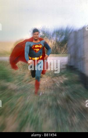 Superman 3 Anno : 1983 UK / USA Christopher Reeve Direttore: Richard Lester Foto Stock