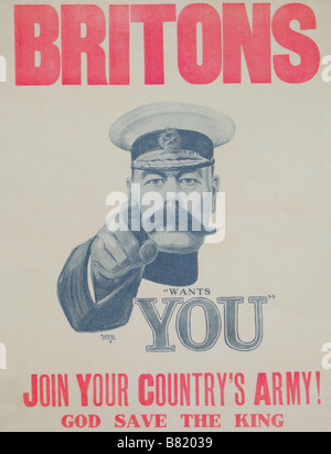 British World War 1 poster di reclutamento da Alfred Leete, dotate di Lord Kitchener esortando i britannici di iscriversi. Foto Stock