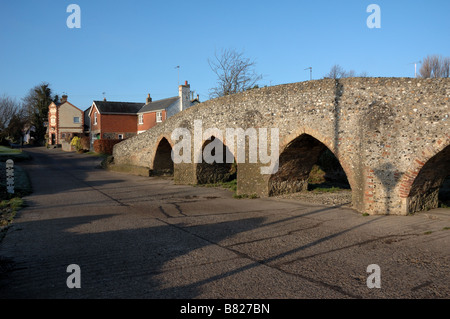 Packhorse Bridge, Moulton, Suffolk, Regno Unito Foto Stock