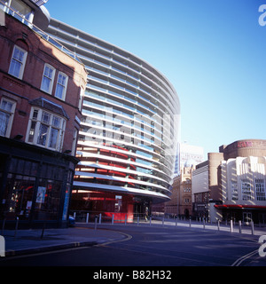 Il teatro di curva a Orton parte quadrata del quartiere culturale di Leicester Foto Stock