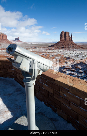 La Monument Valley, vista dal centro visitatori Foto Stock