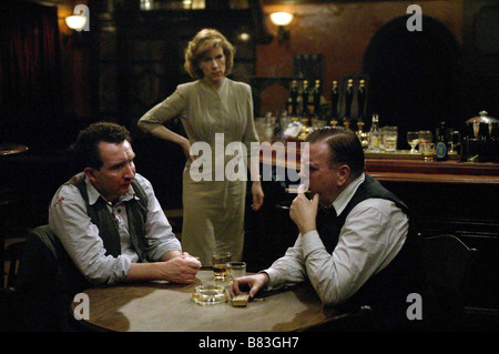 L'ultimo Hangman (USA), titolo Pierrepoint (2005) REGNO UNITO Eddie Marsan, Juliet Stevenson, Timothy Spall Direttore: Adrian Shergold Foto Stock