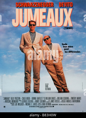Gemelli Anno : 1988 USA Arnold Schwarzenegger, Danny DeVito Regista: Ivan Reitman poster del filmato Foto Stock