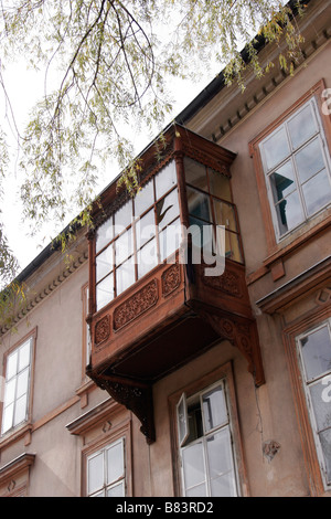 Un balcone sulla Jurcicev trg nella città capitale di Lubiana, Slovenia Foto Stock