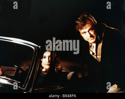 Fuori l'interno anno 1975 UK / Germania Ovest Robert Culp , Doris Kunstmann Regia: Peter Duffell Foto Stock