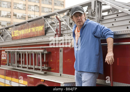 Dennis Dugan Dennis Dugan Direttore Dennis Dugan sur le tournage / sul set du film Quand Chuck rencontre Larry / ora lo pronuncio mandrino e Larry (2007) USA Foto Stock