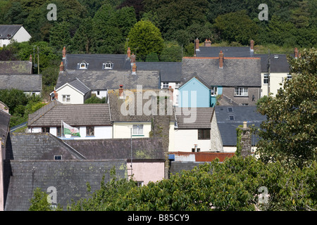 Vista della città di Laugharne visto dal castello a Laugharne Carmarthenshire Galles del Sud Foto Stock