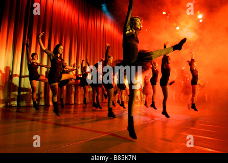 La danza amatoriale stadio ballerino Foto Stock