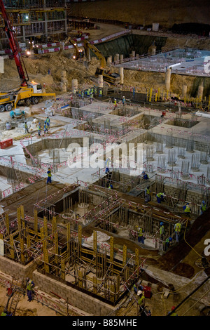 Sito in costruzione shaikh Zayed road dubai crepuscolo Foto Stock