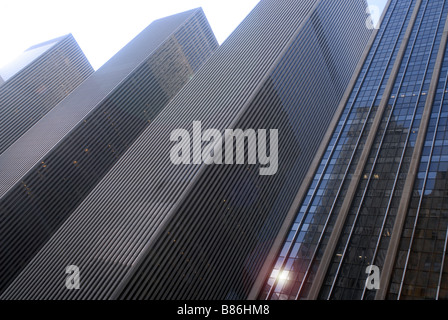 Il monolitico Sesta Avenue aggiunte al Rockefeller Center sono visti domenica 25 gennaio 2009 Richard B Levine Foto Stock