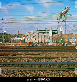 Lavori di costruzione del 2012 Olympic Park sito vicino alla stazione ferroviaria di Stratford in East London, England Regno Unito Foto Stock