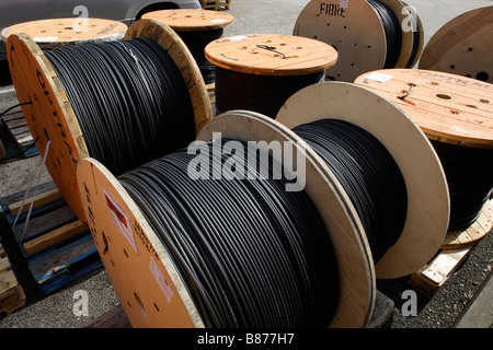 Cavo in fibra ottica di bobine Foto Stock