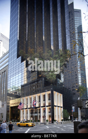 Trump Tower Quinta Avenue di New York City NY USA Foto Stock
