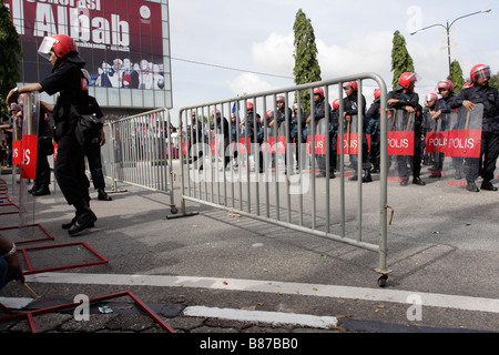 Malaysian poliziotti antisommossa. Foto Stock