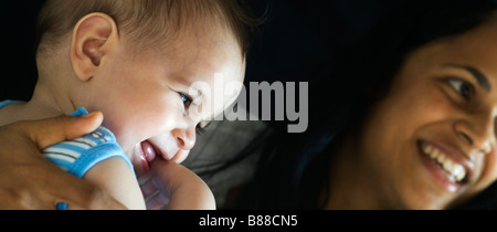 Amare la madre e il bambino Foto Stock