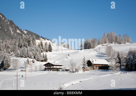Neve invernale di scena nel paesaggio alpino Bucheben Rauriser Sonnen Valley Austria Foto Stock