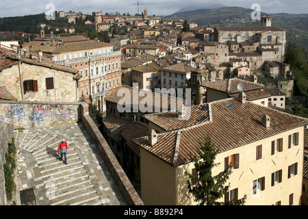 Vista dalla Porta Sole, Perugia, Umbria, Italia Foto Stock