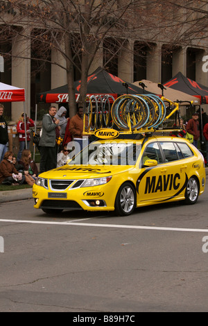 Il nome Mavic veicolo di supporto al prologo al Amgen tour della California a Sacramento. Feb 14,2009 Foto Stock