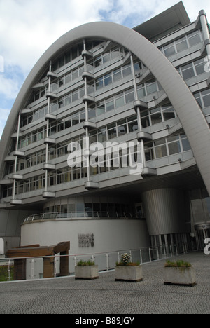 Il Ludwid Erhard Haus a Berlino Germania Foto Stock