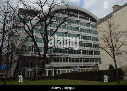 Il Ludwid Erhard Haus a Berlino Germania Foto Stock