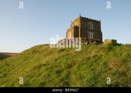 Il castello di Doyden, proprietà del National Trust costruita intorno al 1830 da Samuele Symons. Foto Stock