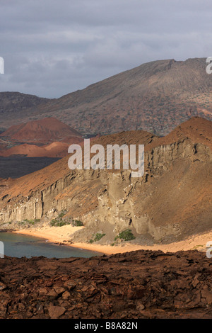 Paesaggio di Isla Bartolome, bellezza classica spot del Galapagos, Ecuador nel mese di settembre Foto Stock