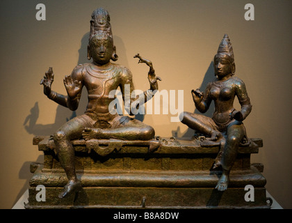 Shiva e Uma (Somaskanda) - India del Sud, ca. Il XIV secolo Foto Stock