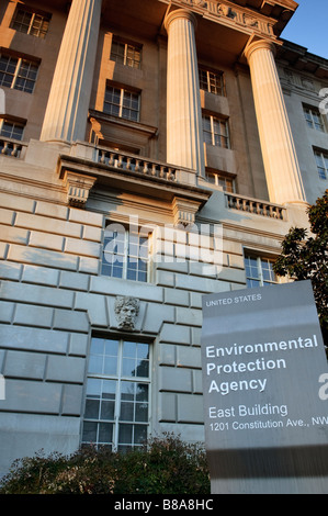 Dettagli esterni e segno della Agenzia di Protezione Ambientale a Washington DC. Foto Stock