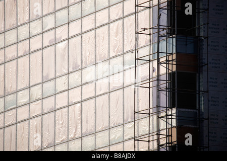 Ponteggio in un nuovo edificio a Bangalore in India. La costruzione è in corso. Foto Stock