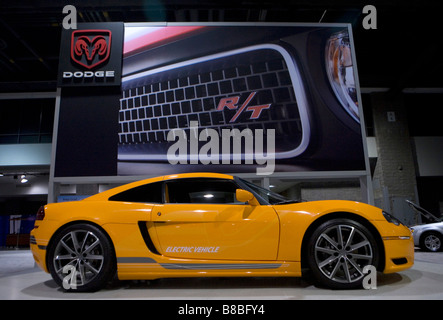 4 febbraio 2009 Washington D C Il circuito di Dodge veicolo tutto elettrico sul display al Washington Auto Show Foto Stock