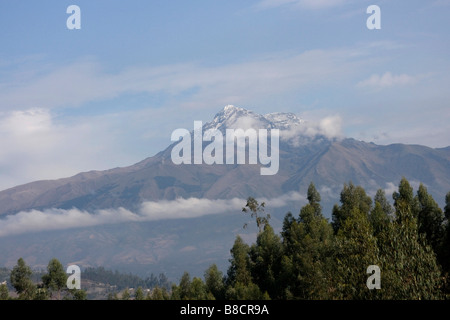 Vulcano Illiniza - Illiniza Sur (5,248 m) e Illiniza Norte (5,126 m), Ecuador America del Sud. 70235 Ecuador Foto Stock