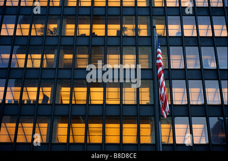 Dettaglio del Seagram Building di New York City, progettato dall architetto Ludwig Mies Van Der Rohe (per solo uso editoriale) Foto Stock