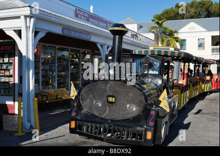 Punto di partenza per Conch Tour Treni alla sommità di Duval Street, Key West, Florida Keys, STATI UNITI D'AMERICA Foto Stock