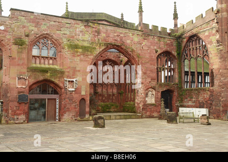 Parte della vecchia Cattedrale Coventry Foto Stock