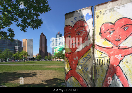 I resti del muro di Berlino sulla piazza di Lipsia, Germania Foto Stock