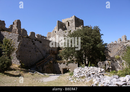 Château Puilaurens un castello cataro nel Aude dipartimento della regione Languedoc del sud-ovest della Francia Foto Stock