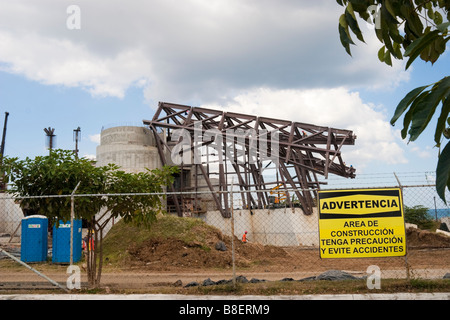 Ponte di Panama di vita biodiversità museo sito in costruzione. Amador Causeway, Città di Panama, Repubblica di Panama, America centrale. Foto Stock