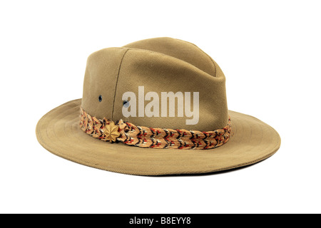 Khaki uomo s safari bush hat contro uno sfondo bianco Foto Stock