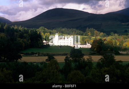 Blair Atholl Athol Castello Tayside Scozia stile baronale architettura scozzese Foto Stock