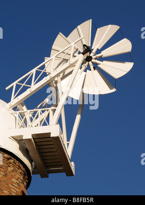 Close up di vendite al Green Windmill e Science Center di Sneinton, Nottinghamshire England Regno Unito Foto Stock