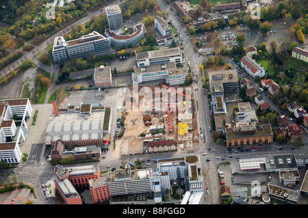Foto aerea di grande cantiere (nuovi edifici per gli ospedali e Olgahospital Frauenklinik), Stoccarda, Germania Foto Stock